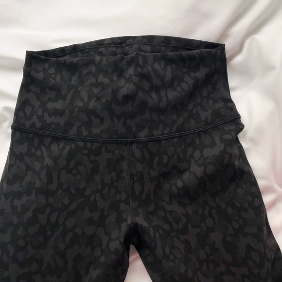 lululemon wunder train - Picture 3 of 5